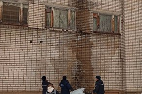 В Кирове рабочие погибли из-за короткого замыкания при подключении удлинителя